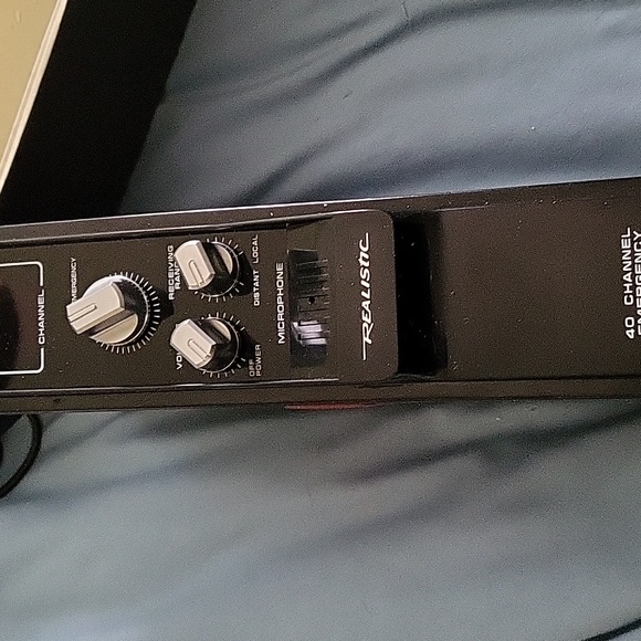 Realistic 2 way radio - Picture 6 of 11